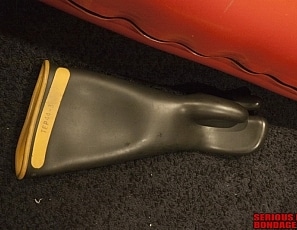 A137_MALEBONDAGE_AllPumpedUp-RickChristianAndAnotherGuy-ChristianInOrangeInflatableStudioGumBagInBasement
