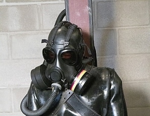 A184_MALEBONDAGE_BreathlessInChastity_Part2of2_Claudio4mmStraitjacketLaptopBreathControl_ShaneMarkWilliamPismoJohn