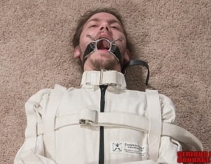 A217_MALEBONDAGE_ThreeOfAKind_SethBindDJAlexAndVisitingGuy_ThreeInMaxcitaGearOnFloor