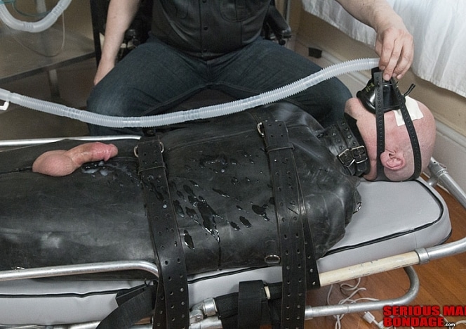 R736_MALEBONDAGE_RubberEncasement_2VideosInOneFile_SethMike_LatexSleepsackVentilator_JPInRubberEliseHouse