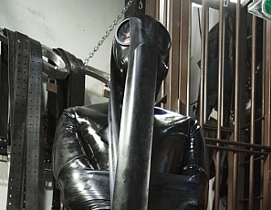 R787_MALEBONDAGE_Mindgasm_RickRay_RubberPlayInBackPlayRoom