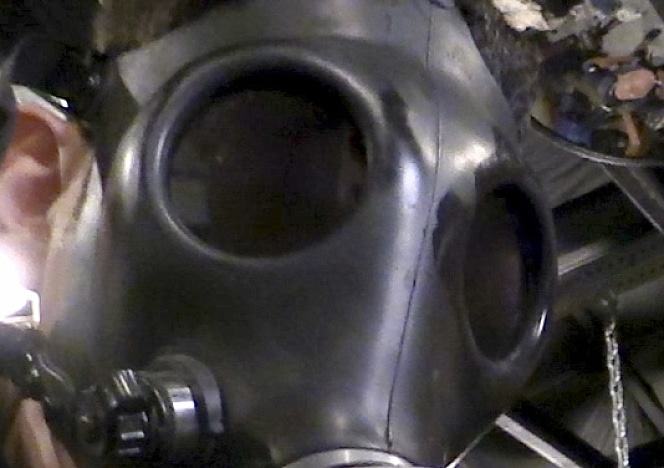 R872_MALEBONDAGE_FunTimesAtEdgeDungeon_Part3of8