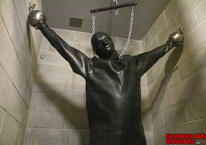 R892_MALEBONDAGE_FunTimesAtEdgeDungeon-Part6of8