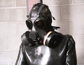 R902_MALEBONDAGE_BreathlessInChastity_Part1of2_Claudio4mmStraitjacketLaptopBreathControl_ShaneMarkWilliamPismoJohn