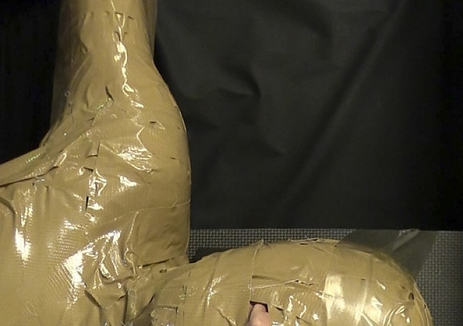 R992_MALEBONDAGE_BoyBlakeMummification_Part1of2_BlakeBobBind_BobsHouseMummificationOverBed
