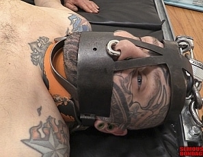 T029_MALEBONDAGE_BornToBeASlave_BindRyanHavokBackRoomChainedToTheMat